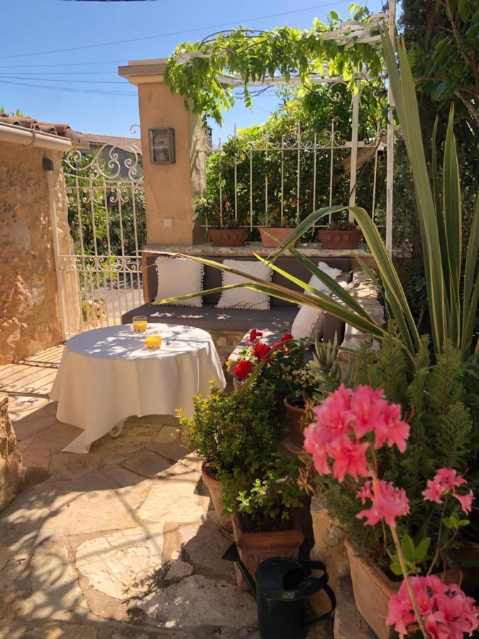 L'Ile Aux Fleurs Villa Ventabren Eksteriør billede